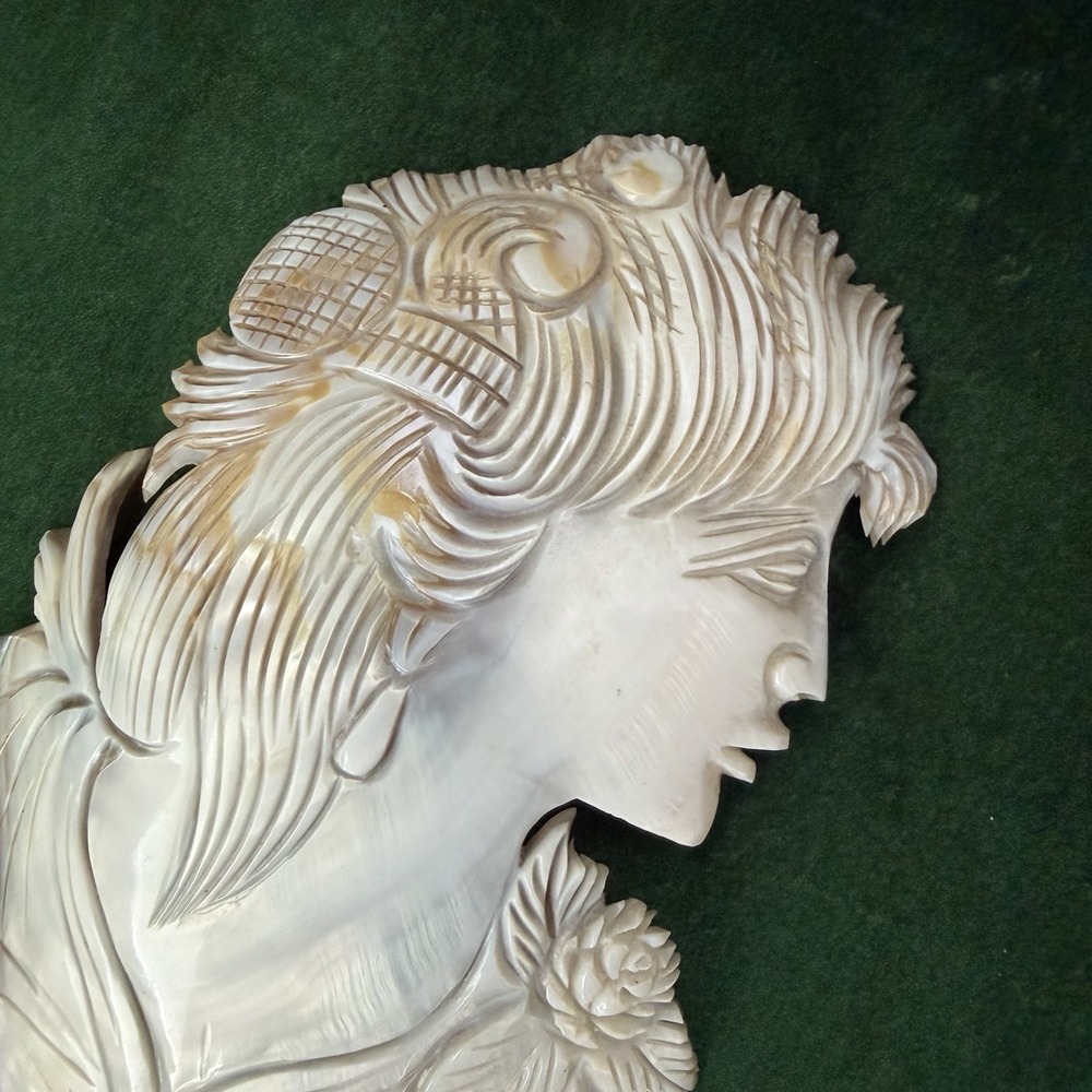 Antique Hand Carved Mother Of Pearl Shell Cameo Large 6-1/2" x 4" Woman Figure - Picture 2 of 15